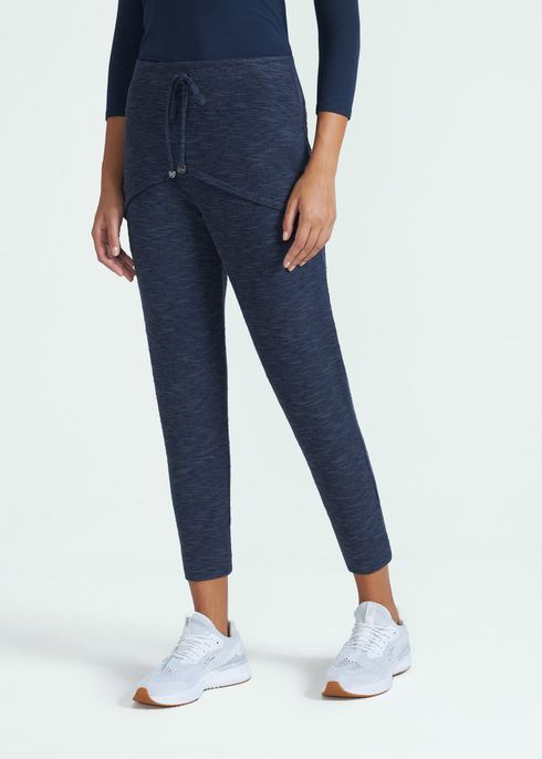 Calça Mulher Recortes