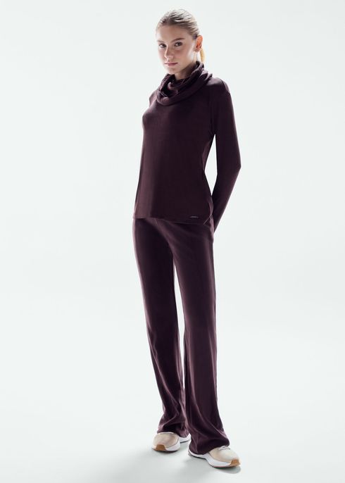 Calça Mulher Básica Recortes